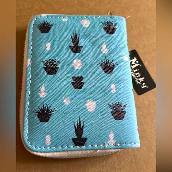 Minky plant wallet - Picture 1 of 3
